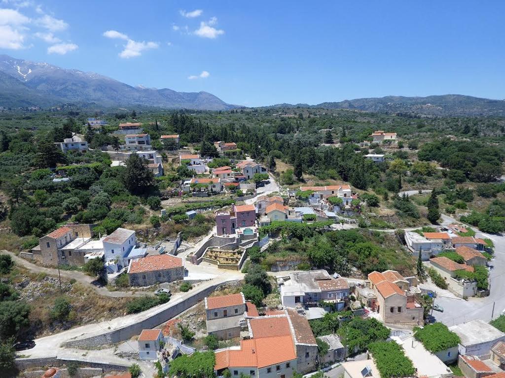 Listen To Nature In A Renovated Traditional Hilltop Villa Liodosifis With Heated Pool Paidhokhorion Cameră foto